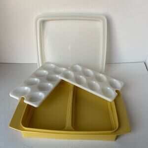 Vintage Tupperware Deviled Egg Keeper Carrier Tray Container Harvest Gold